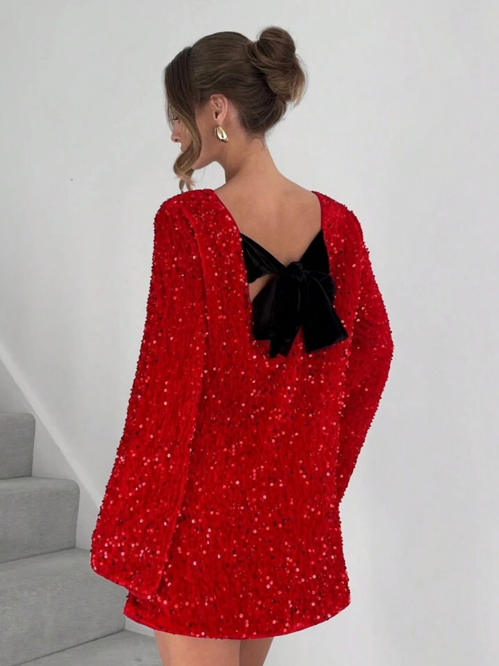 Siren Gaze Women's Sequin Embellished Loose Fit Boat Neck Long Sleeve Mini Dress - Picture 4 of 4